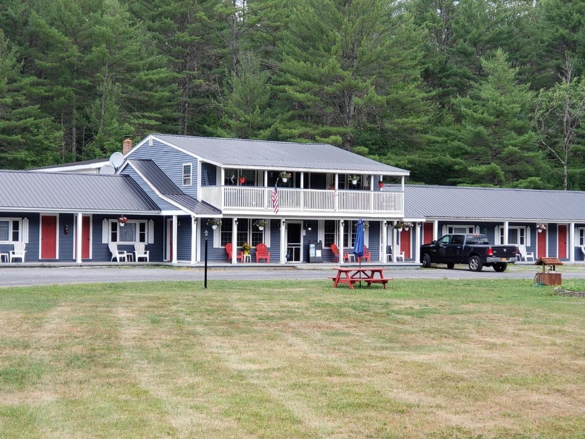 Blue Ridge Motel Schroon Lake Eksteriør billede